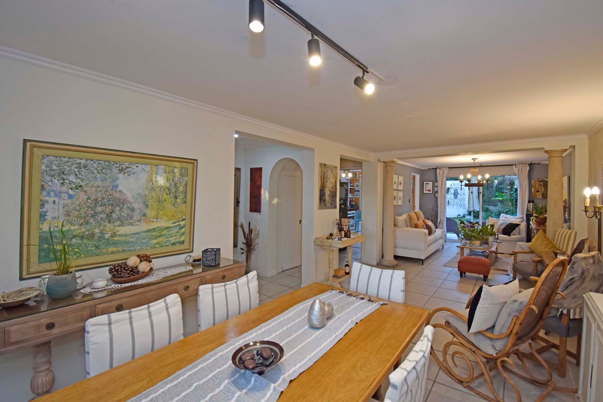 Triplex de 3 dormitorios, jardin y vista al SIC