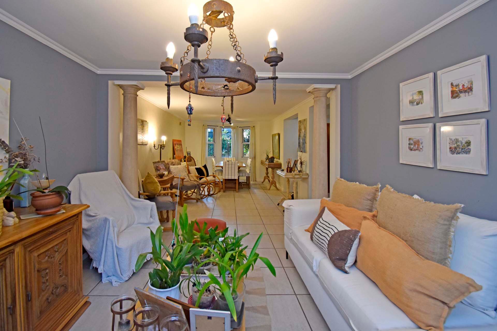 Triplex de 3 dormitorios, jardin y vista al SIC