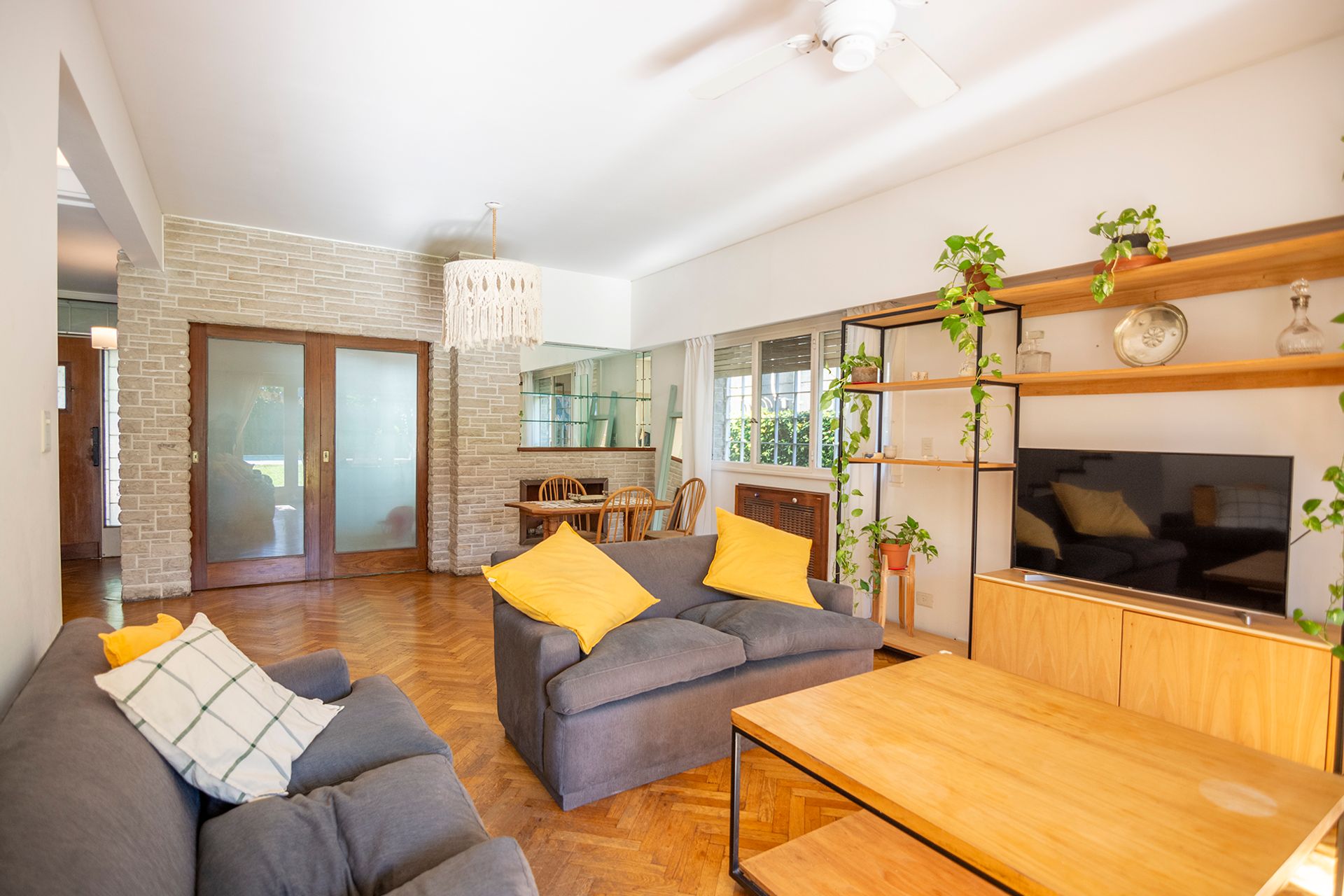 VENDE CASA -LIBERTA al RIO- INMEJORABLE UBICACION!