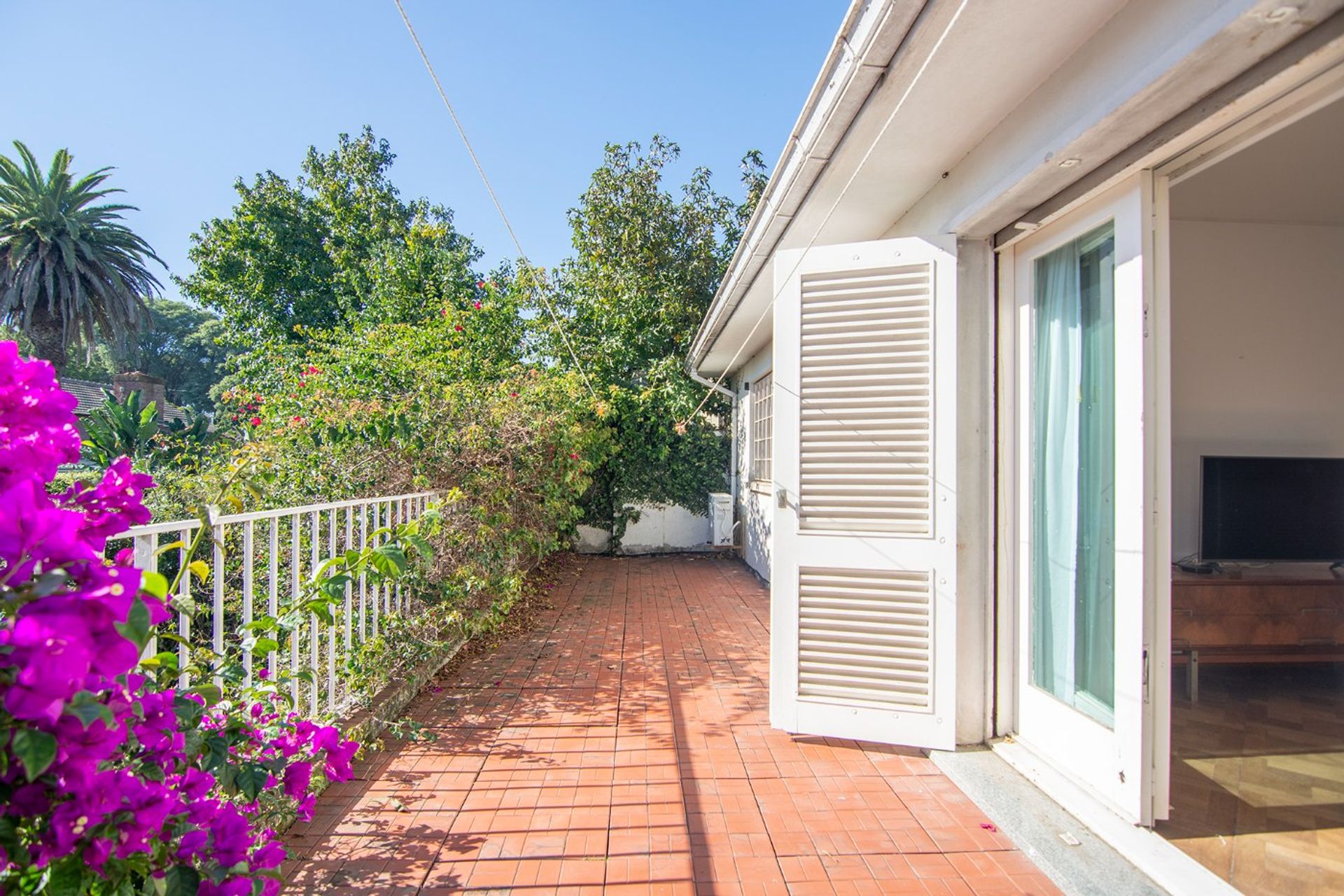 VENDE CASA -LIBERTA al RIO- INMEJORABLE UBICACION!