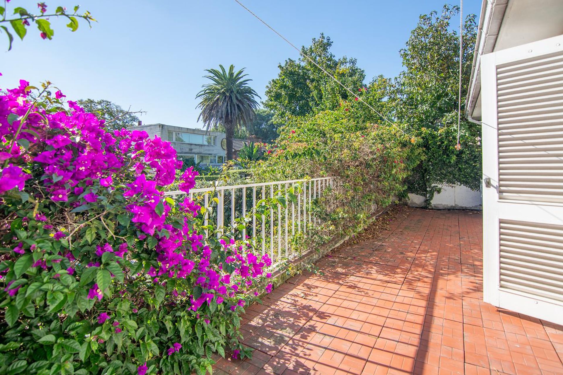 VENDE CASA -LIBERTA al RIO- INMEJORABLE UBICACION!