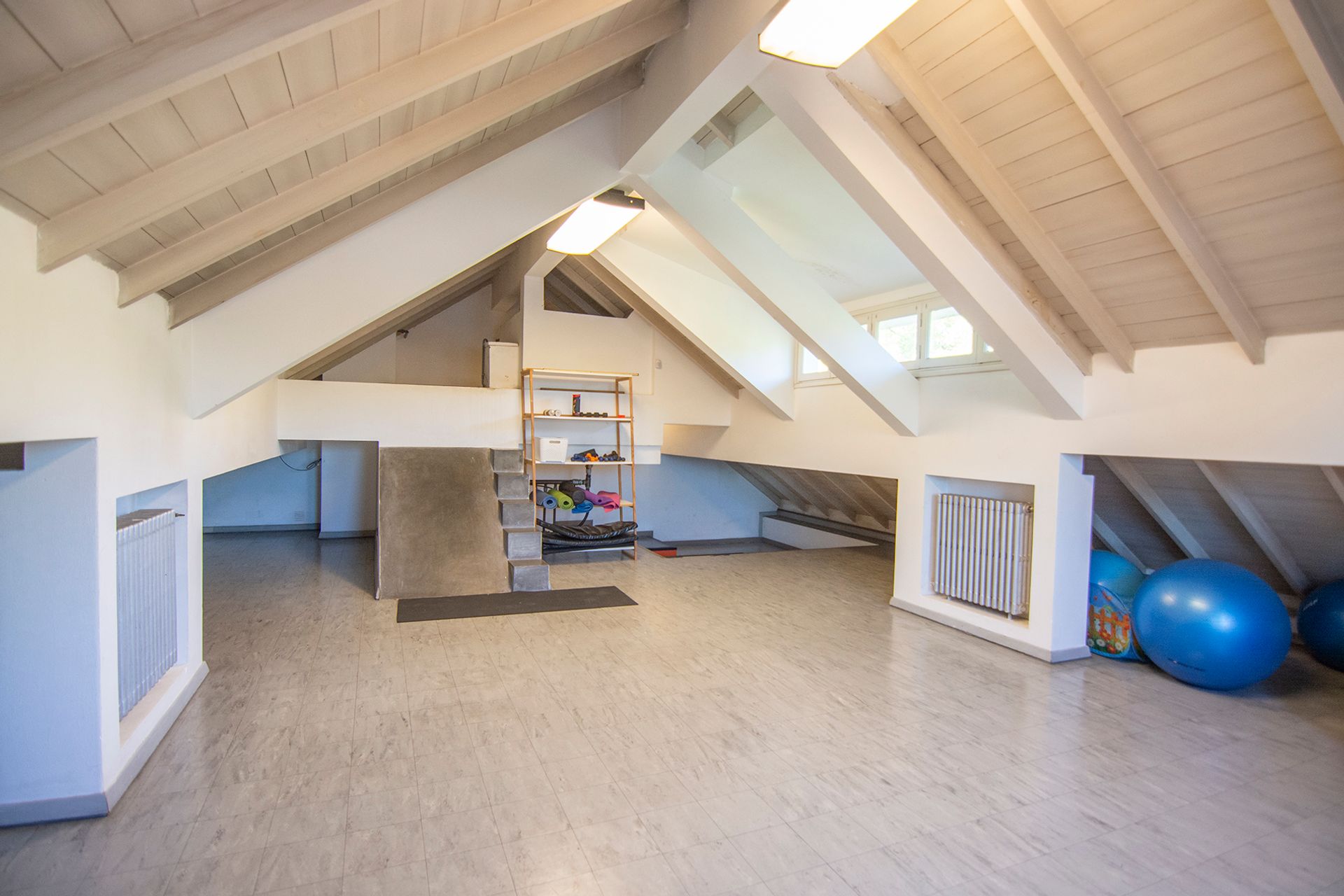 VENDE CASA -LIBERTA al RIO- INMEJORABLE UBICACION!
