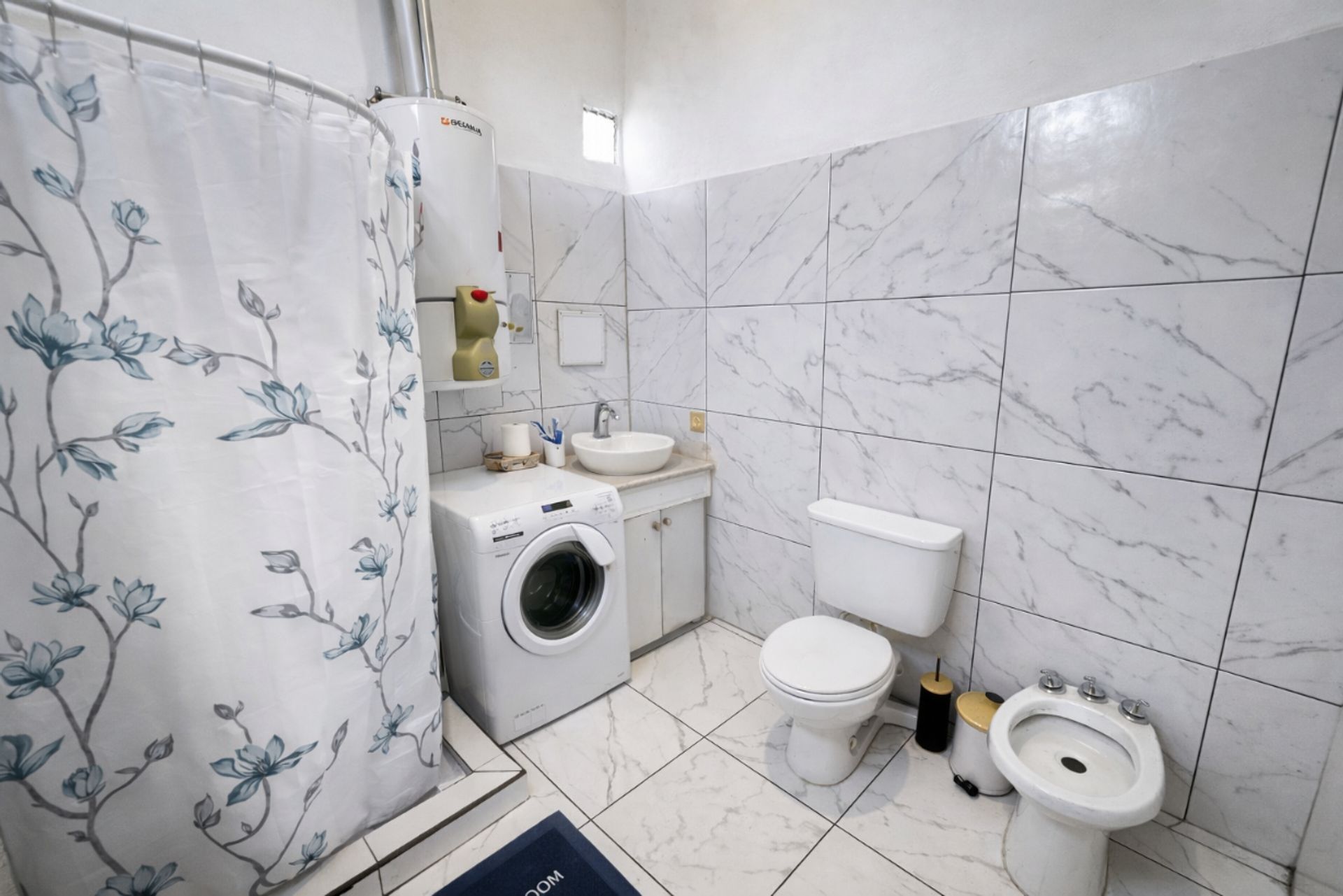 Venta ph 2 ambientes sin expensas Martinez