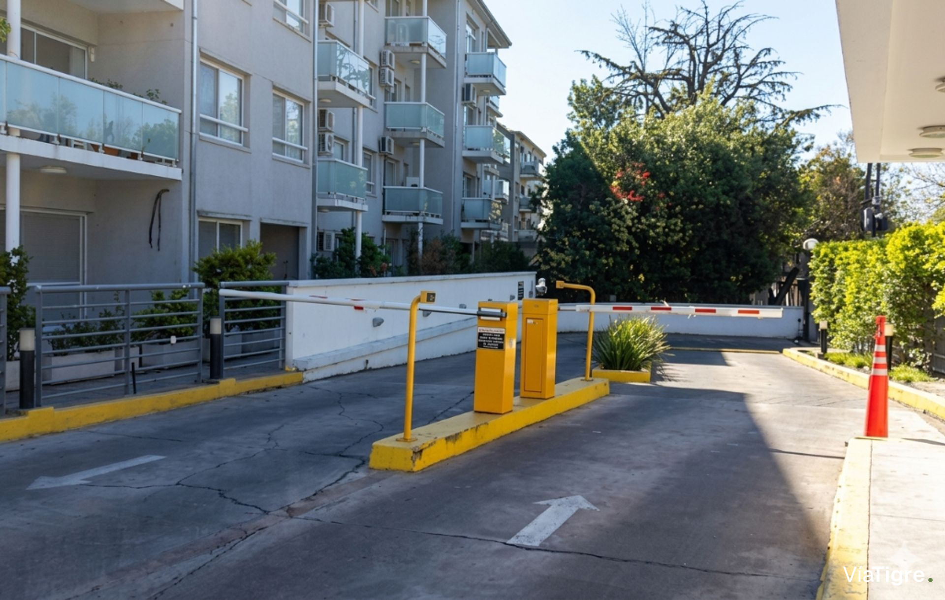Venta Depto 3 ambientes en Tigre c Jardin/pileta.