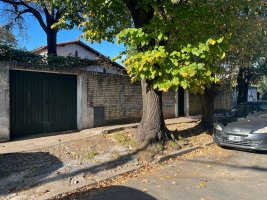 Large corner lot at Boulogne