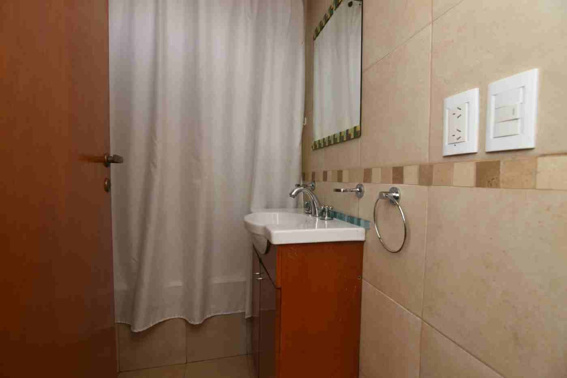 Venta departamento 2 amb. cochera, Florida Oeste