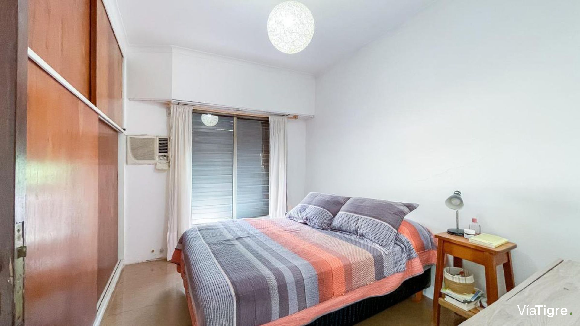 Venta Casa 4amb con Jardin-Quincho en Carapachay