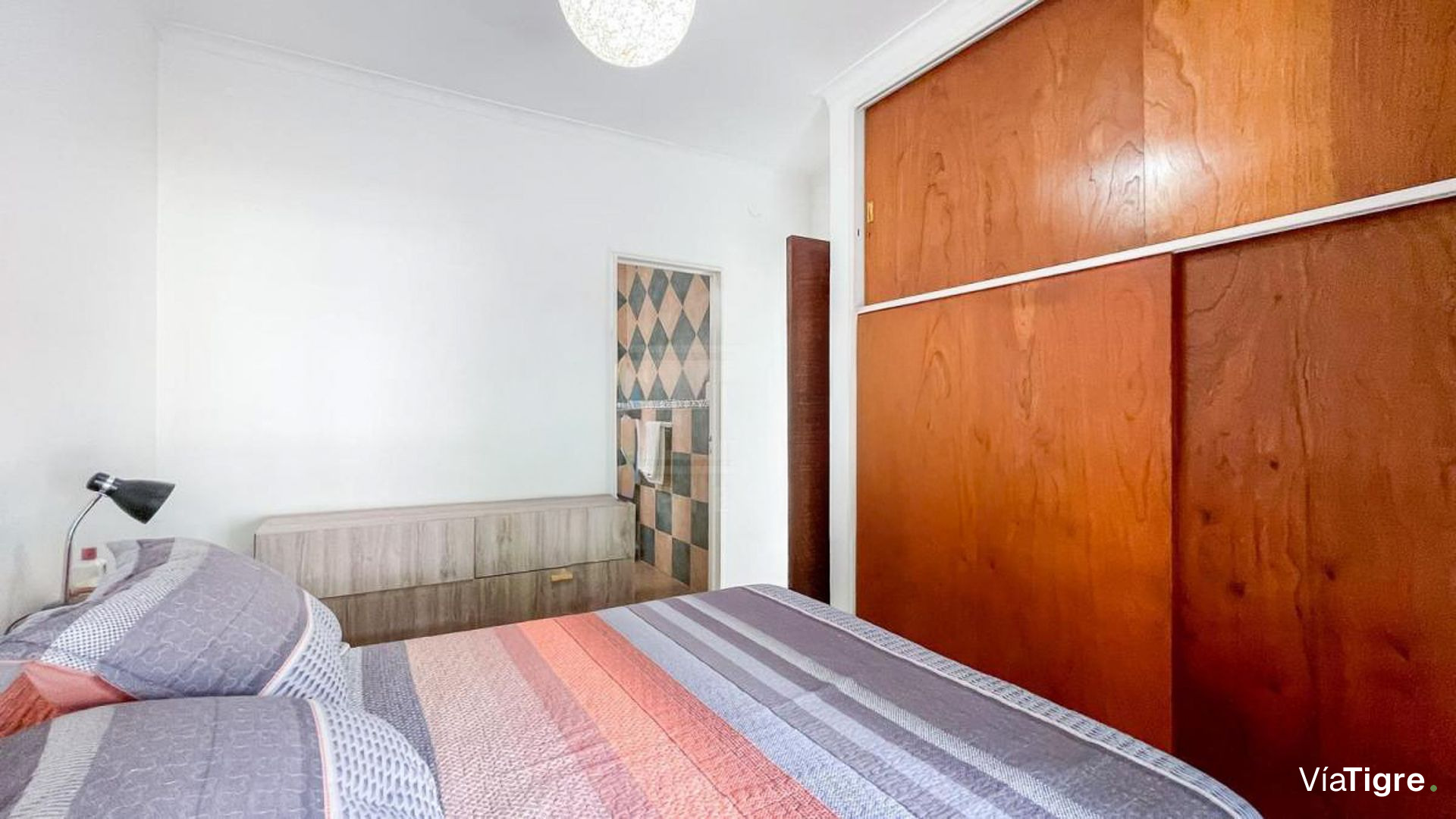 Venta Casa 4amb con Jardin-Quincho en Carapachay