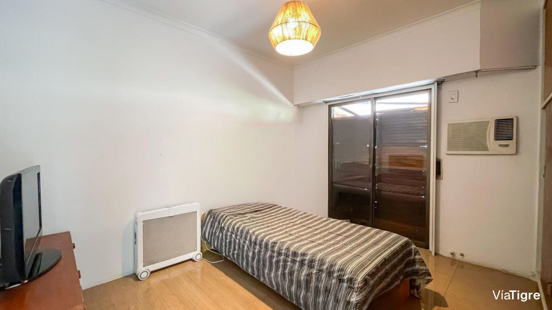 Venta Casa 4amb con Jardin-Quincho en Carapachay