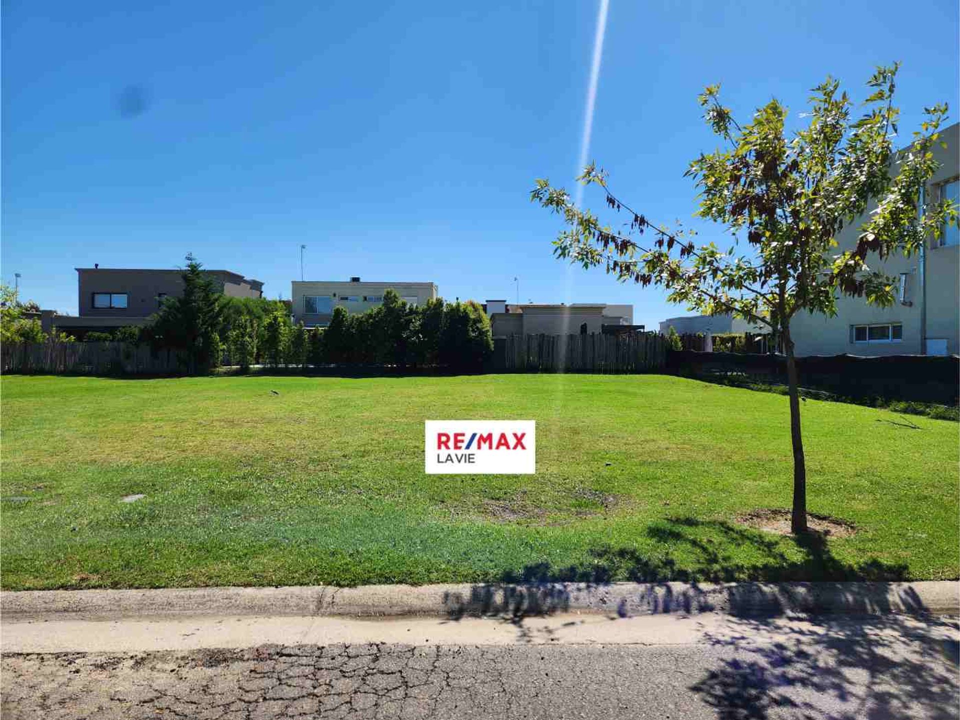 Venta Lote Central C/ Amarra En Vila Marina 1