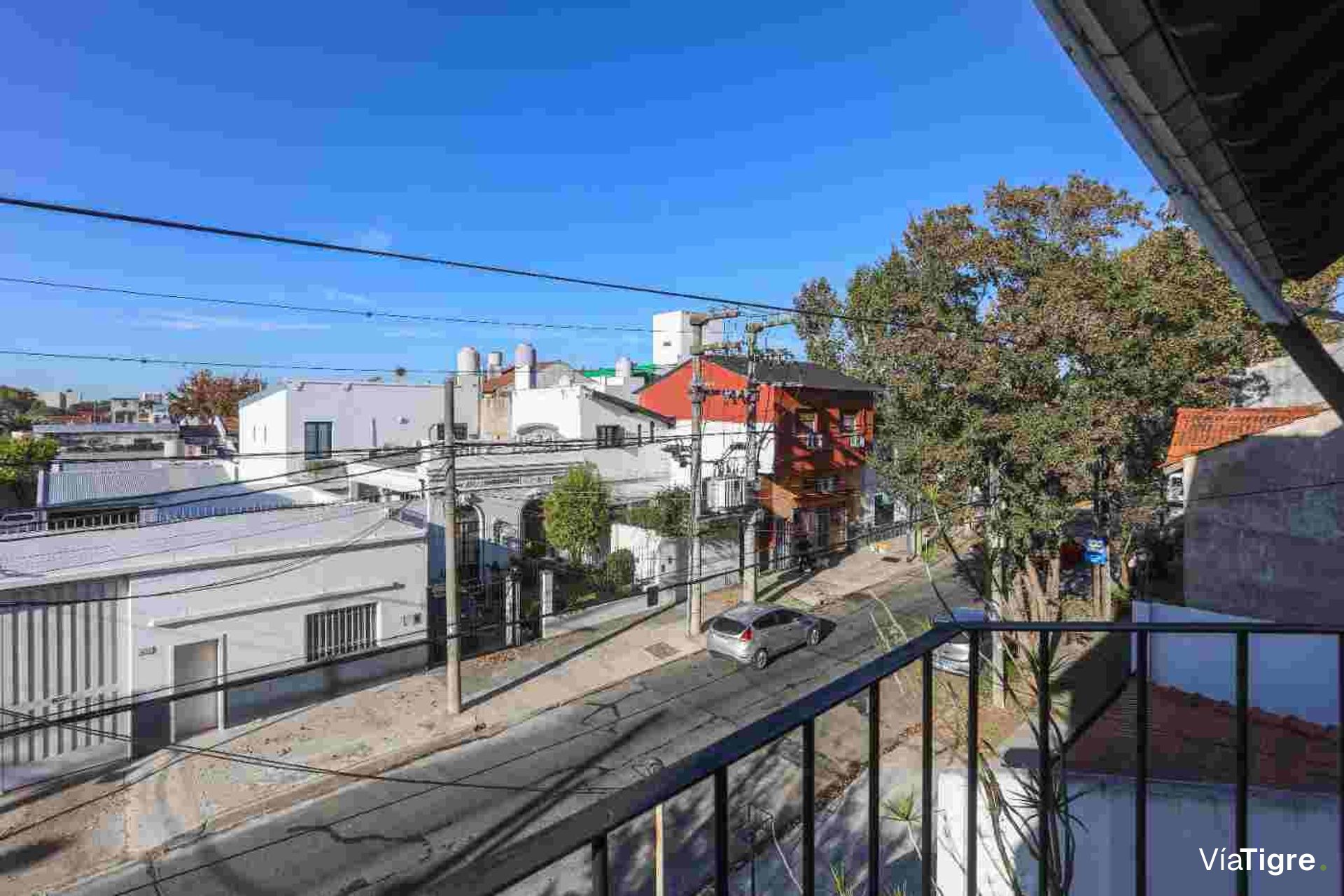 Triplex Olivos 4 ambientes cochera acepta Permuta