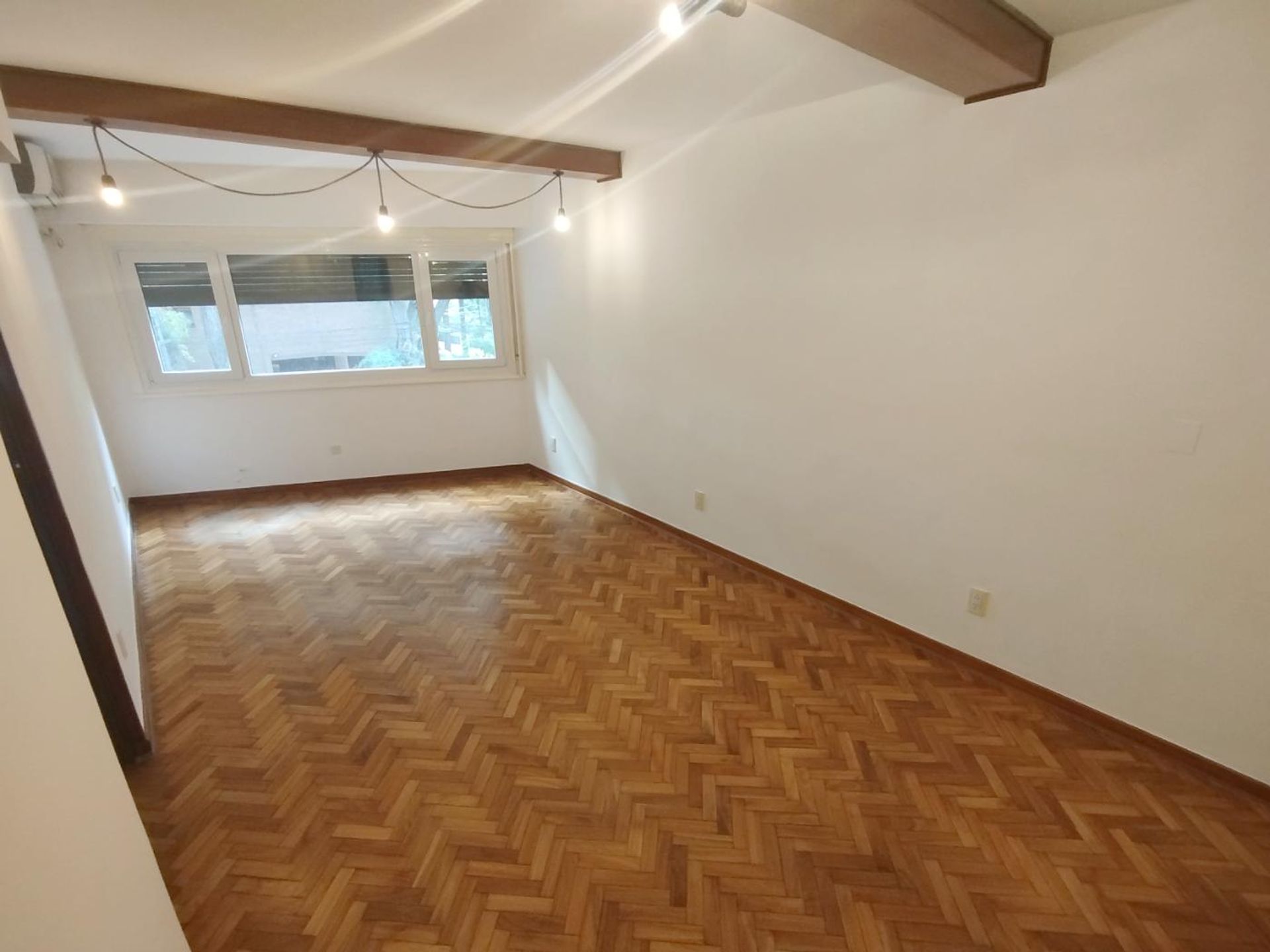 Venta Oficina La Lucila 3 Amb Excelente Ubicacion