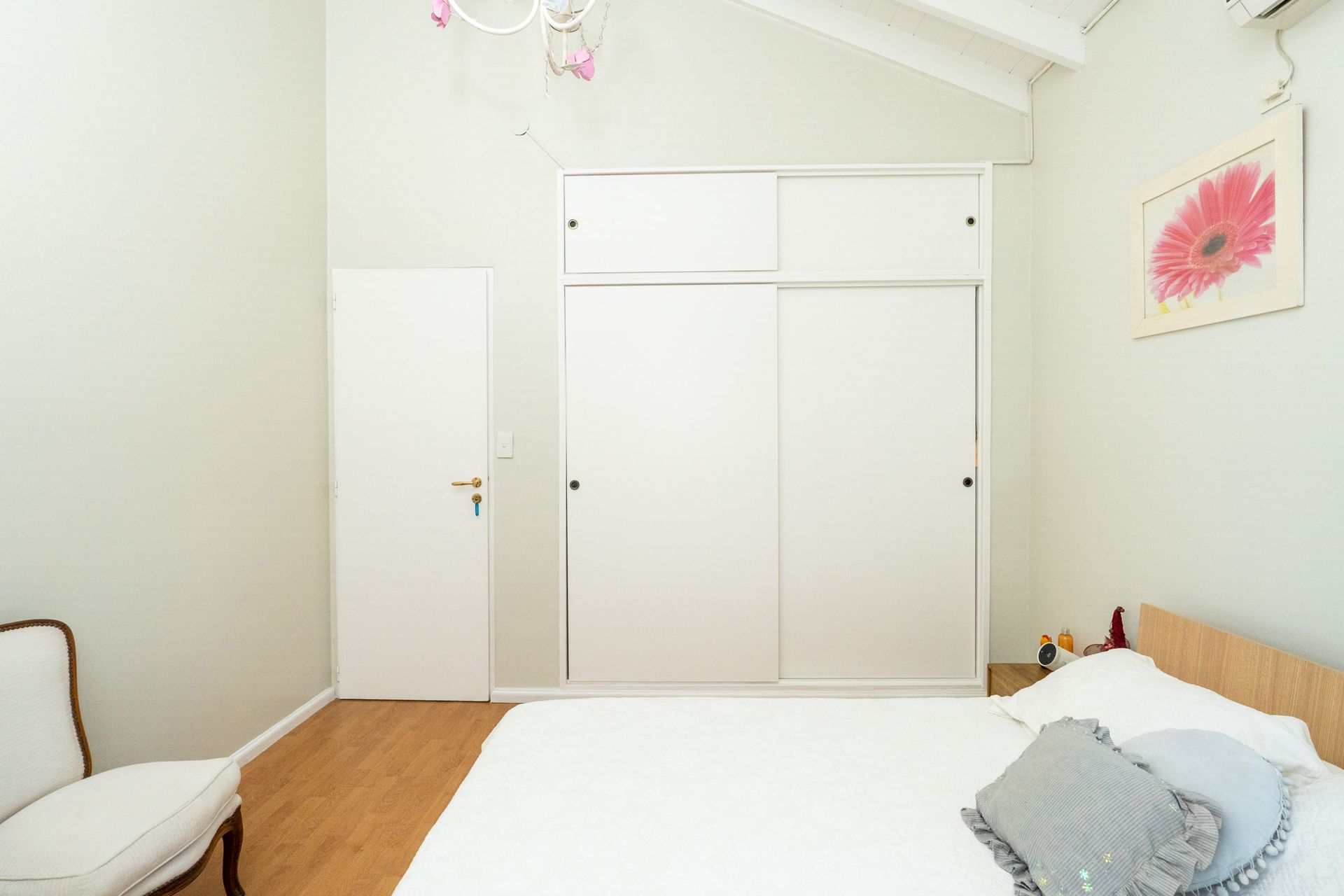 Venta casa 4/5 ambientes-Barrio Lomas de Benavidez