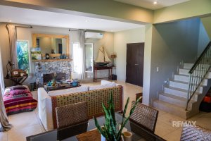 Venta Casa San Gabriel - 5 Ambientes - 3 Dorm.