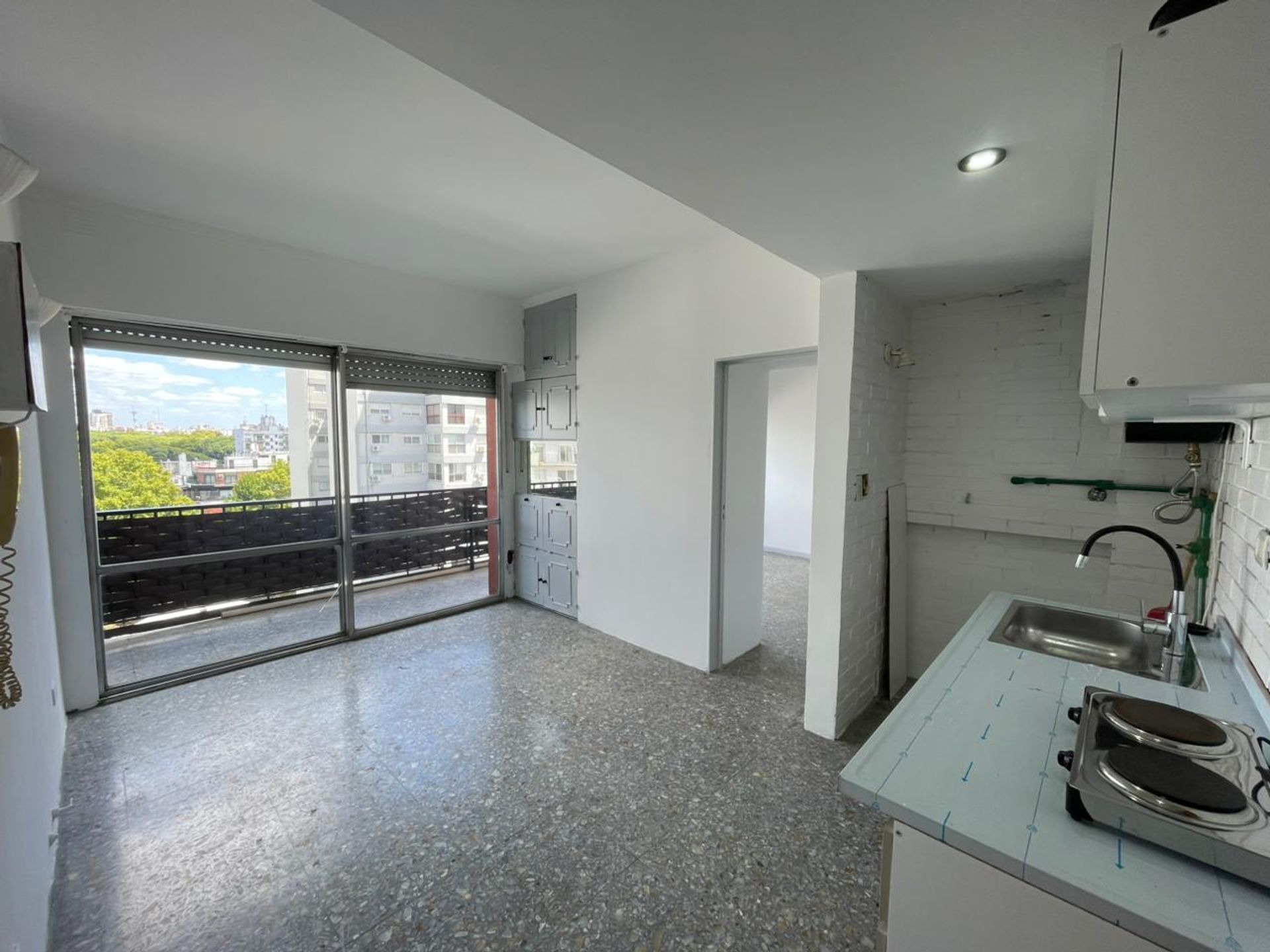 For Rent Apartment 2-Room Olivos.