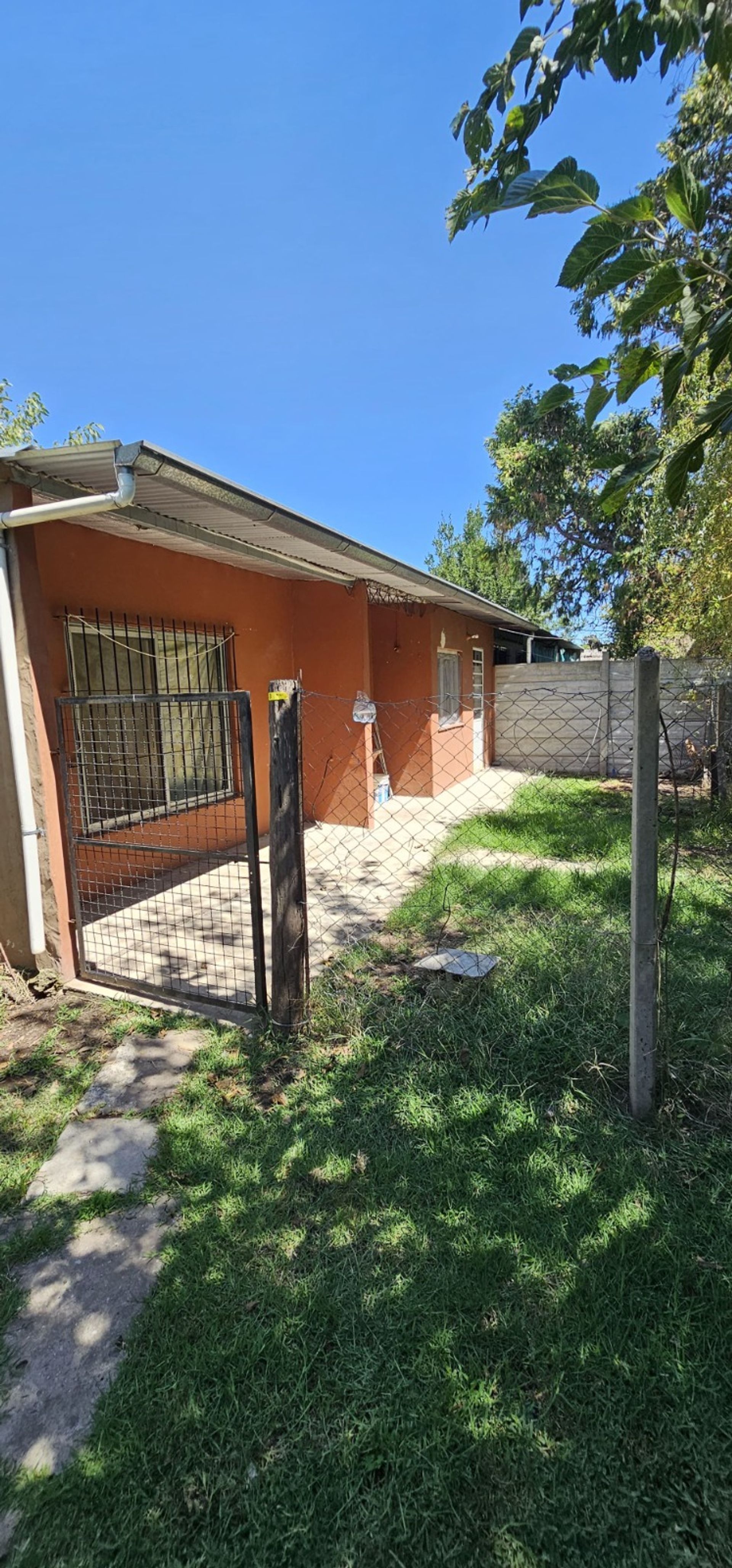 Venta 4 Casas Benavidez Multifamiliar Doble Lote