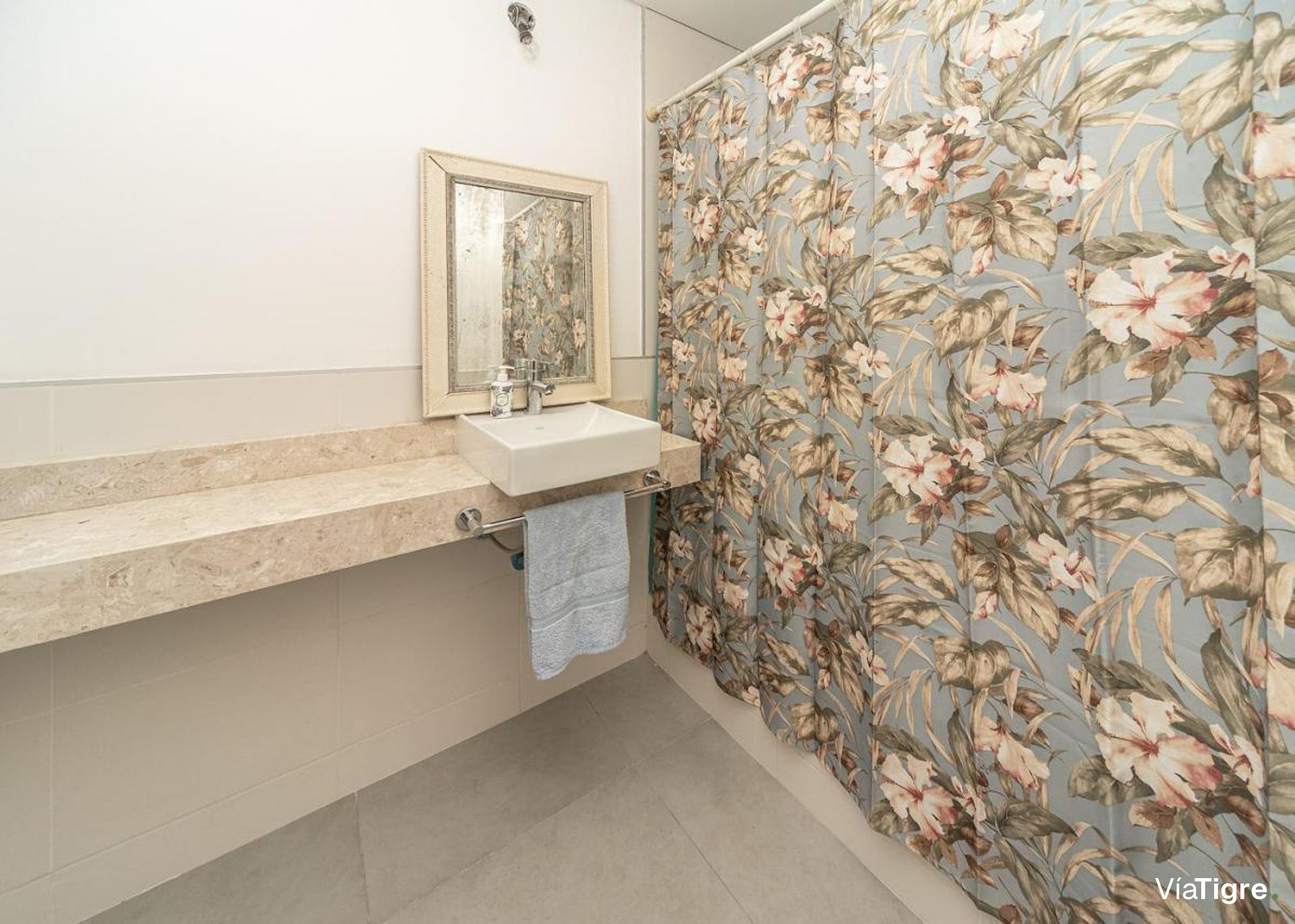 Monoambiente en alquiler con balcón y amenities