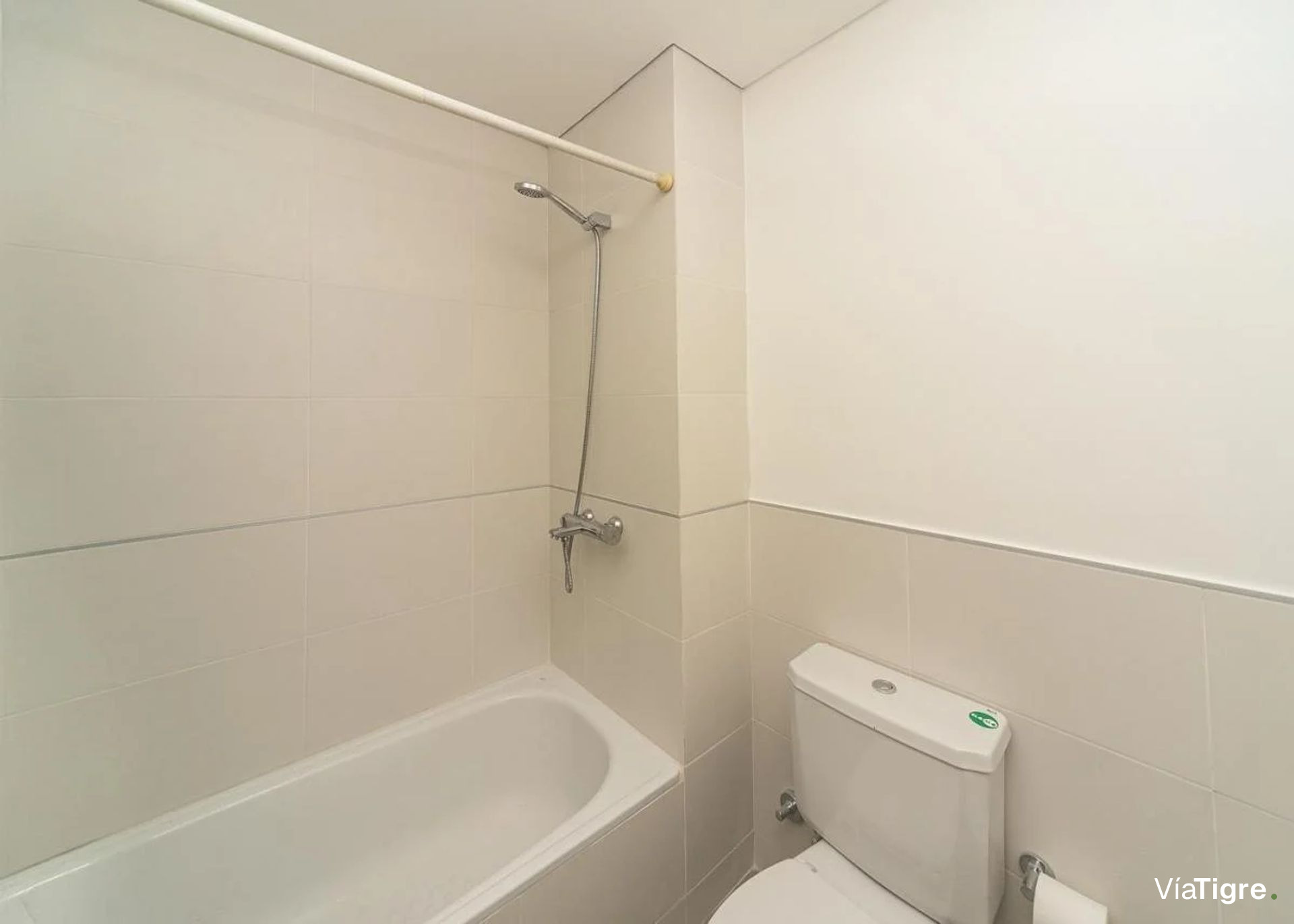 Monoambiente en alquiler con balcón y amenities