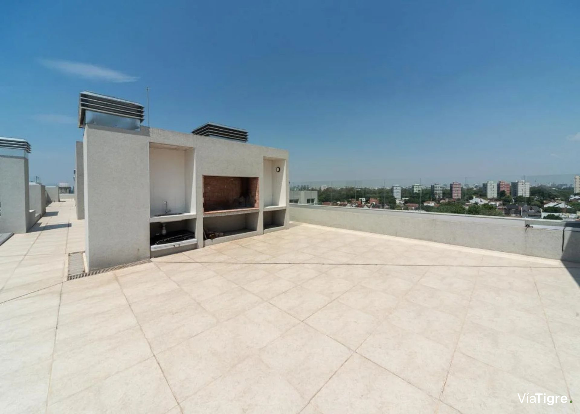 Monoambiente en alquiler con balcón y amenities