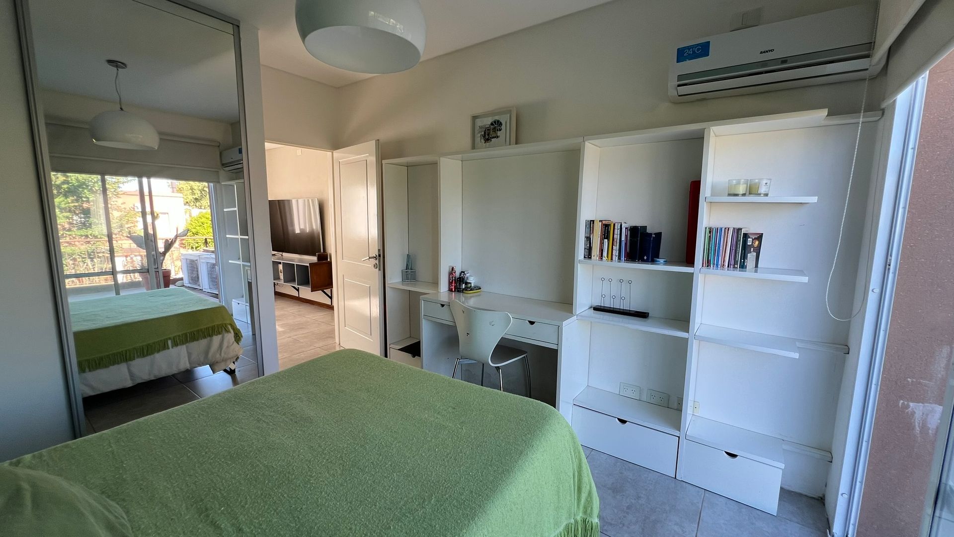 Casa en La Damasia, 3 dorm, 2 playroom, pileta
