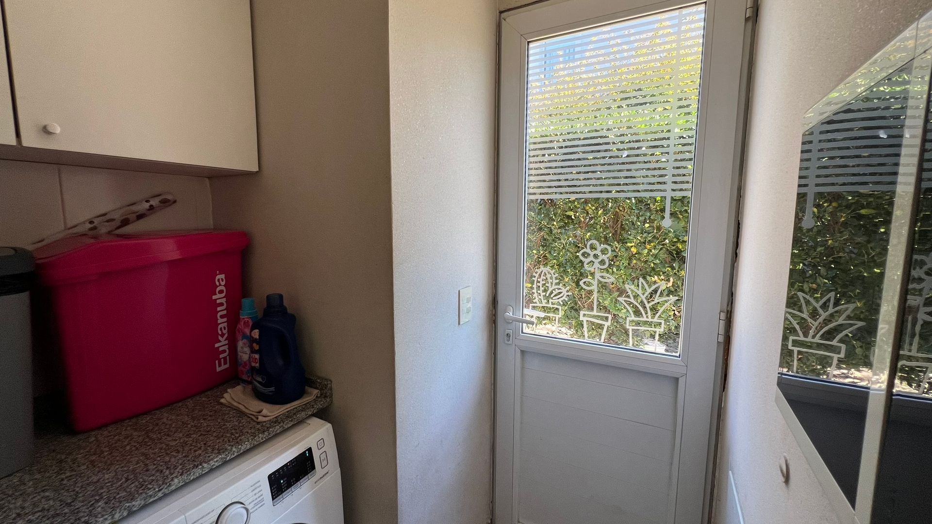 Casa en La Damasia, 3 dorm, 2 playroom, pileta