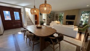 Casa en La Damasia, 3 dorm, 2 playroom, pileta