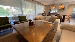 Casa en La Damasia, 3 dorm, 2 playroom, pileta