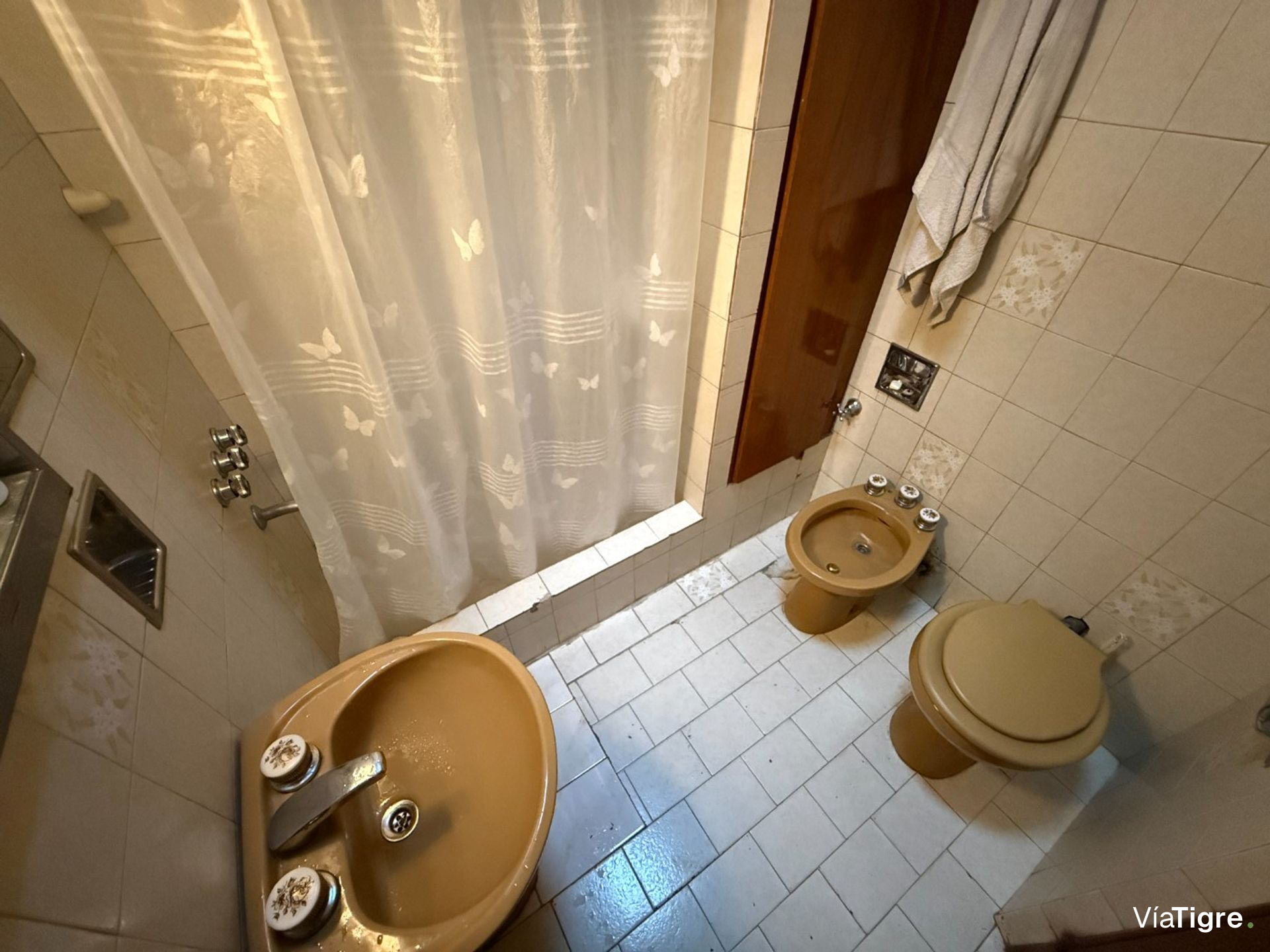 PH Venta LOCAL+DEPTO CON BALCON Boulogne