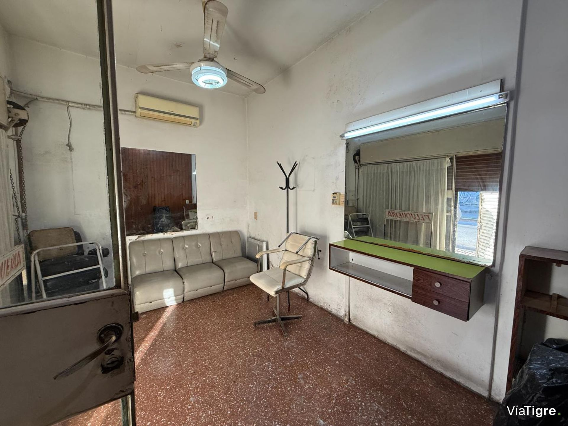 PH Venta LOCAL+DEPTO CON BALCON Boulogne