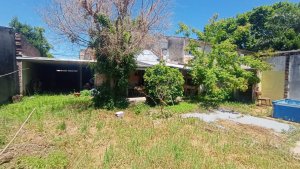 Sale 2-Bedroom House With Garage, Don Torcuato. Opportunity