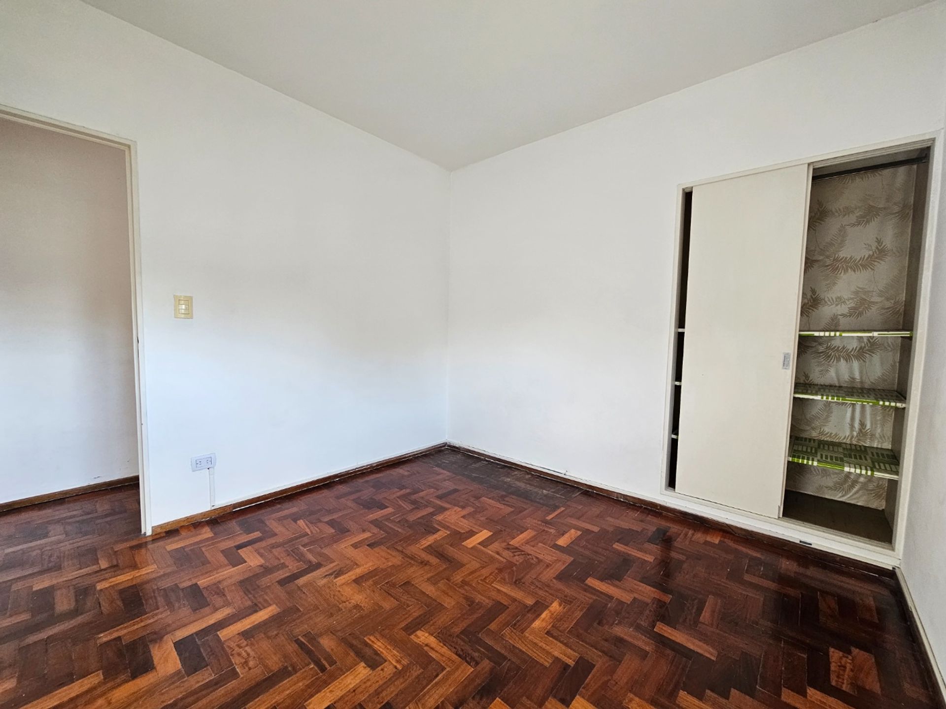 Venta Departamento 3 Ambientes Con Balcón Florida