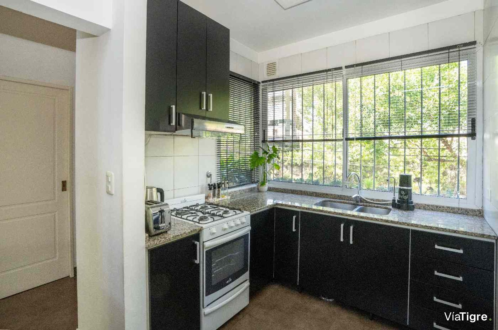 Triplex de 6 ambientes en venta en Tigre