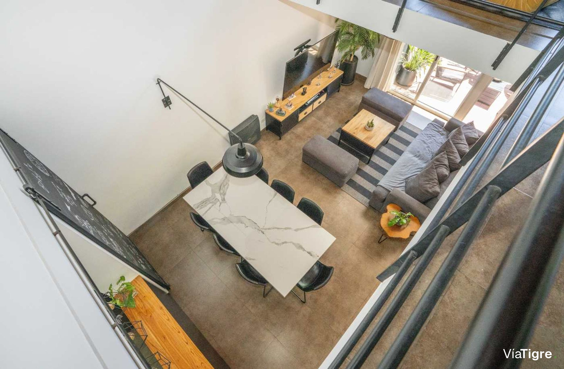 Triplex de 6 ambientes en venta en Tigre