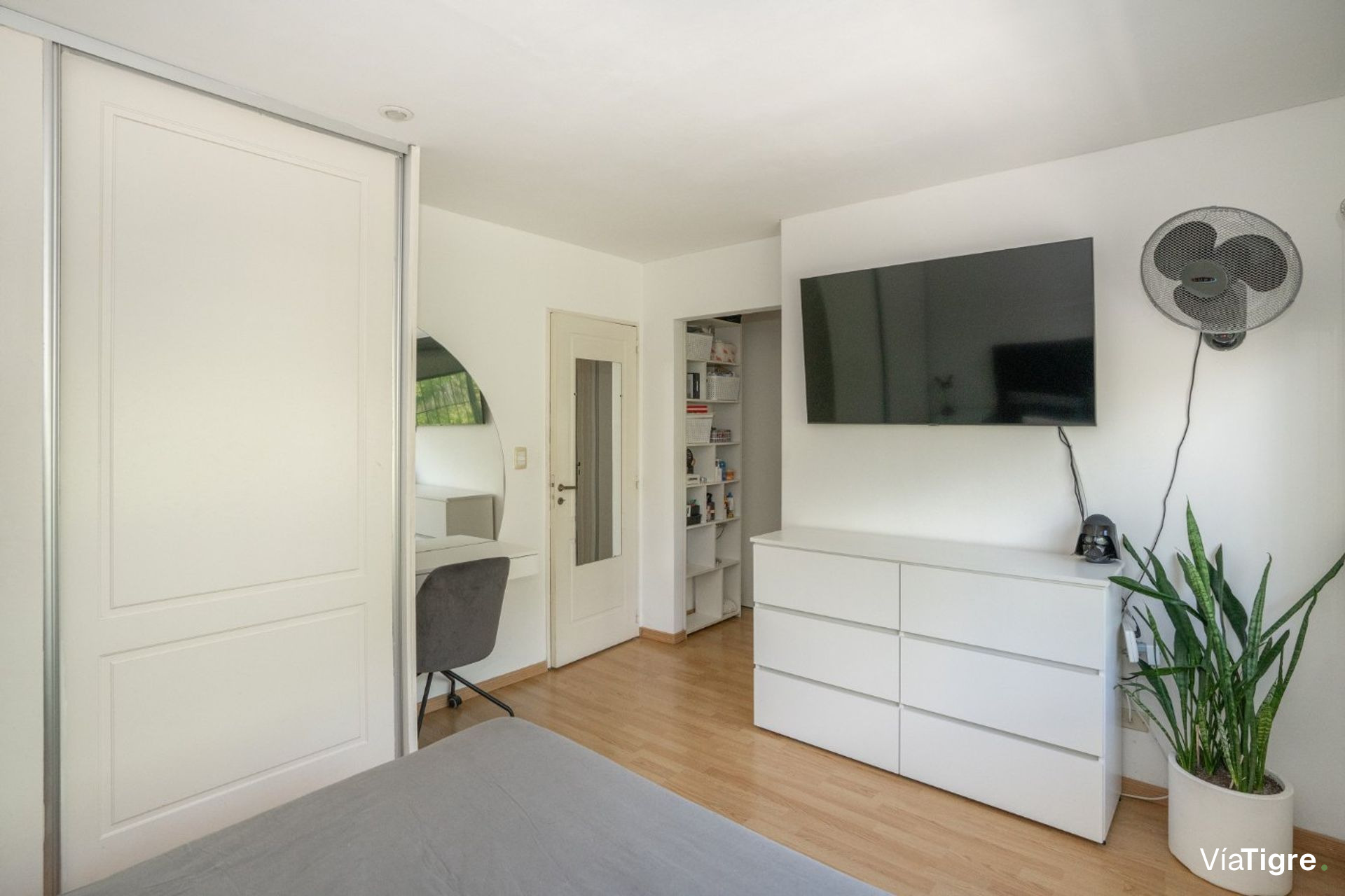 Triplex de 6 ambientes en venta en Tigre