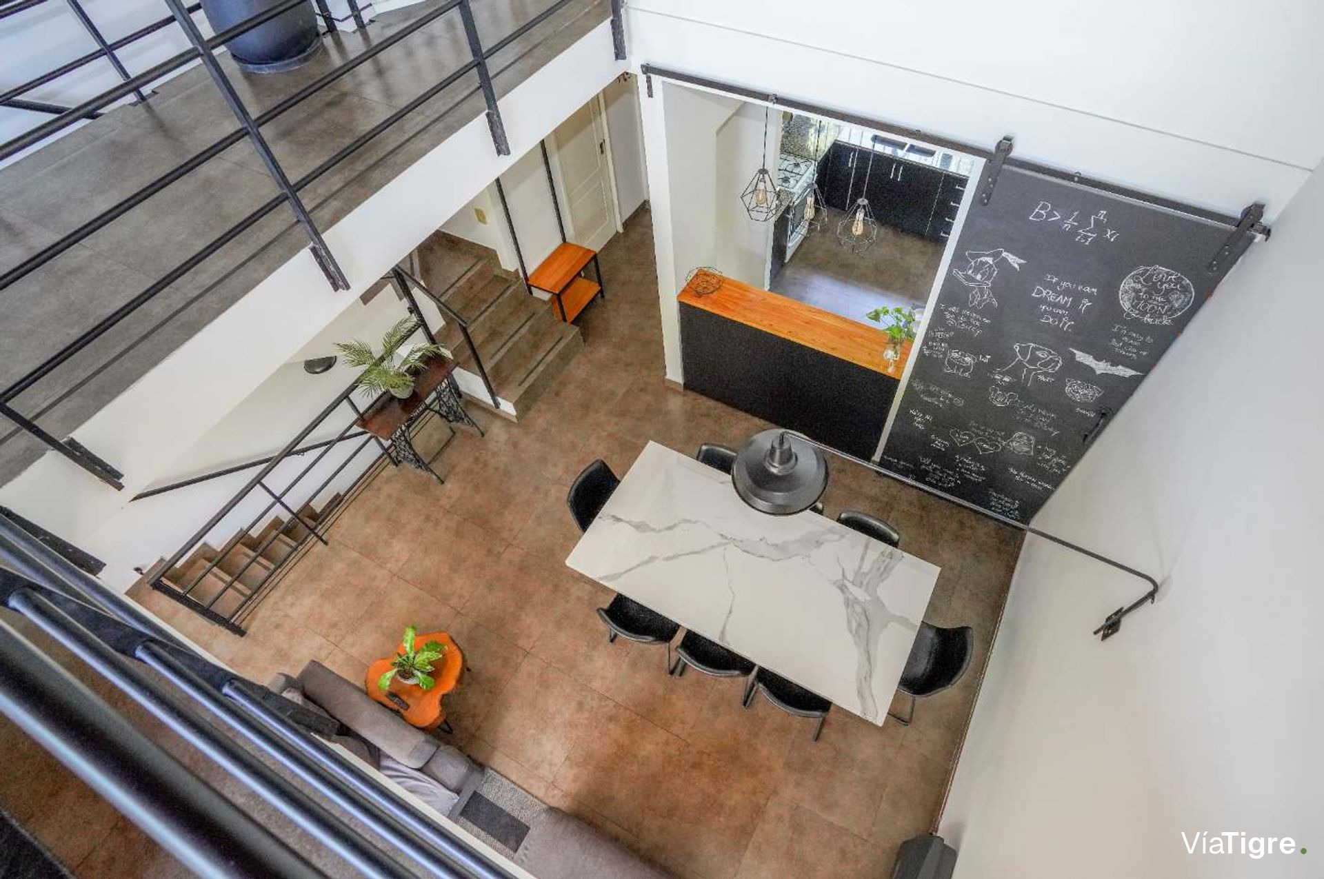 Triplex de 6 ambientes en venta en Tigre