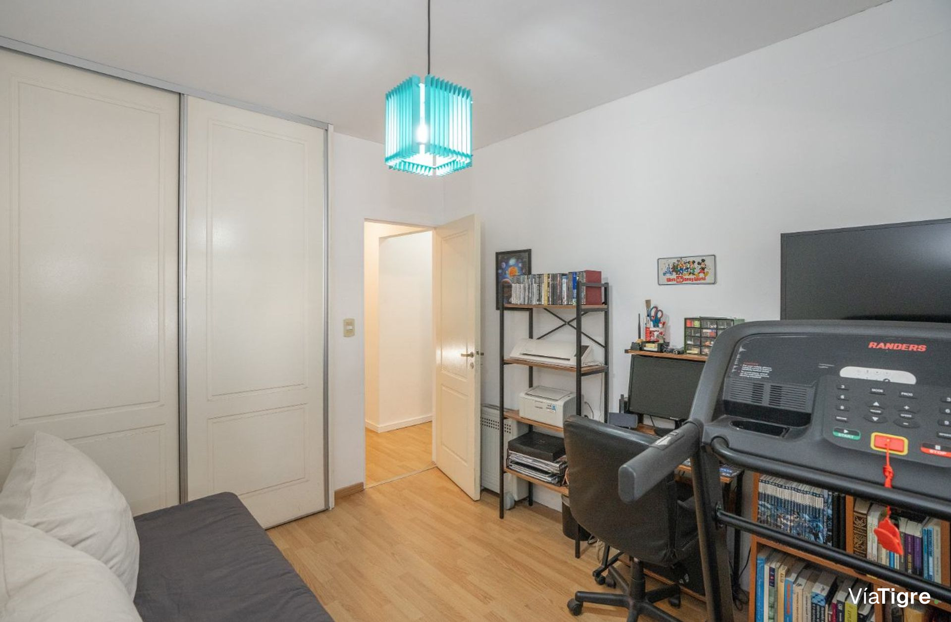 Triplex de 6 ambientes en venta en Tigre
