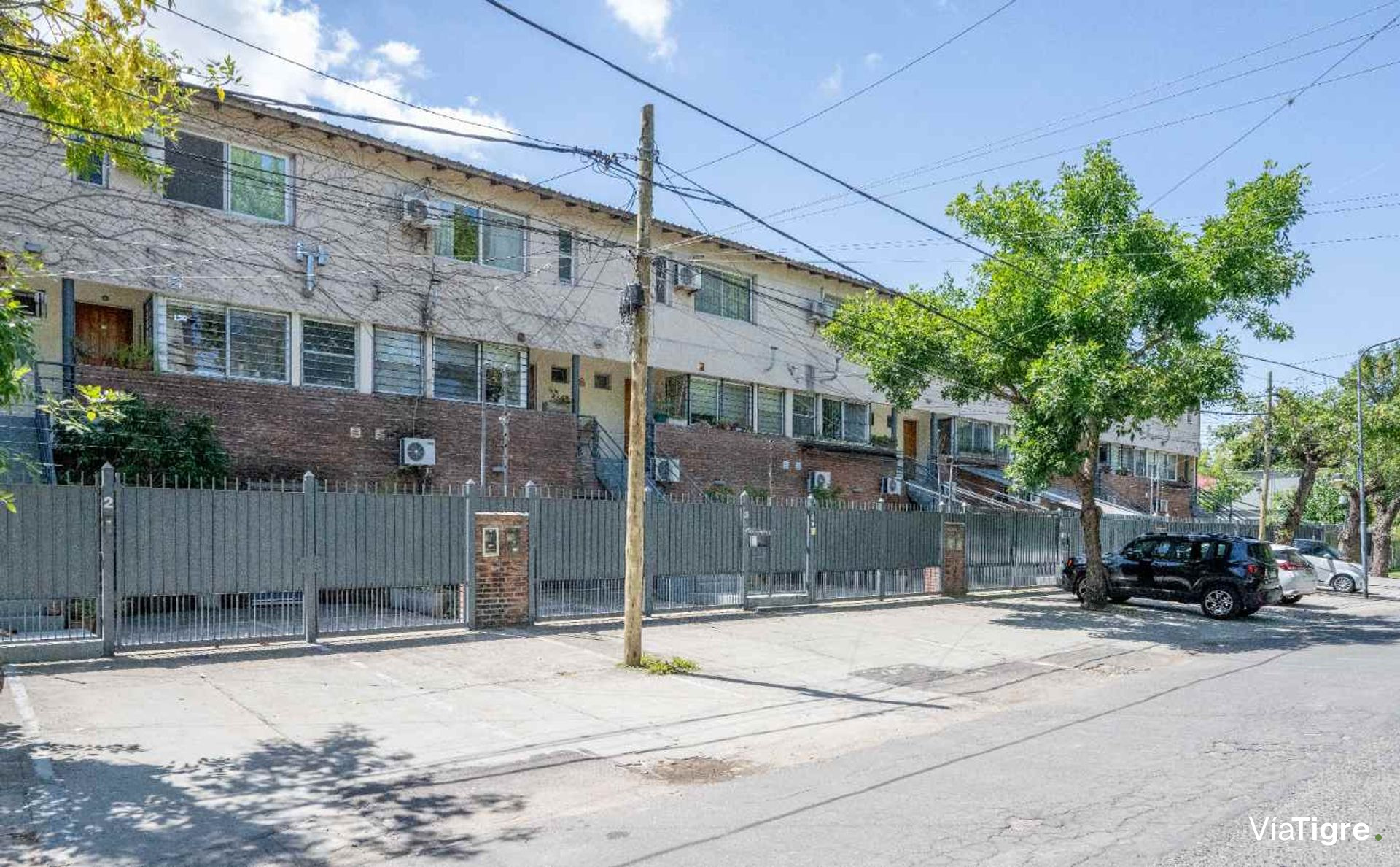 Triplex de 6 ambientes en venta en Tigre