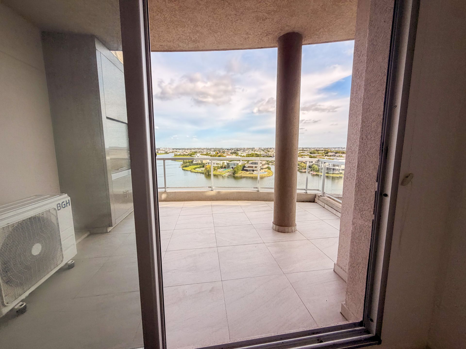 Alquiler Exclusivo 2 Amb En Aqcua Golf Nordelta