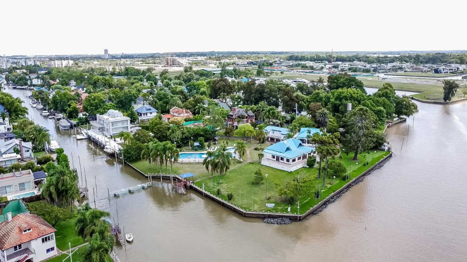 Venta Lote y Amarra en BOATCENTER