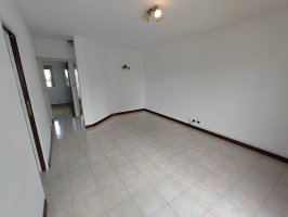 Venta depto. 3 amb. en beccar con cochera y balcon