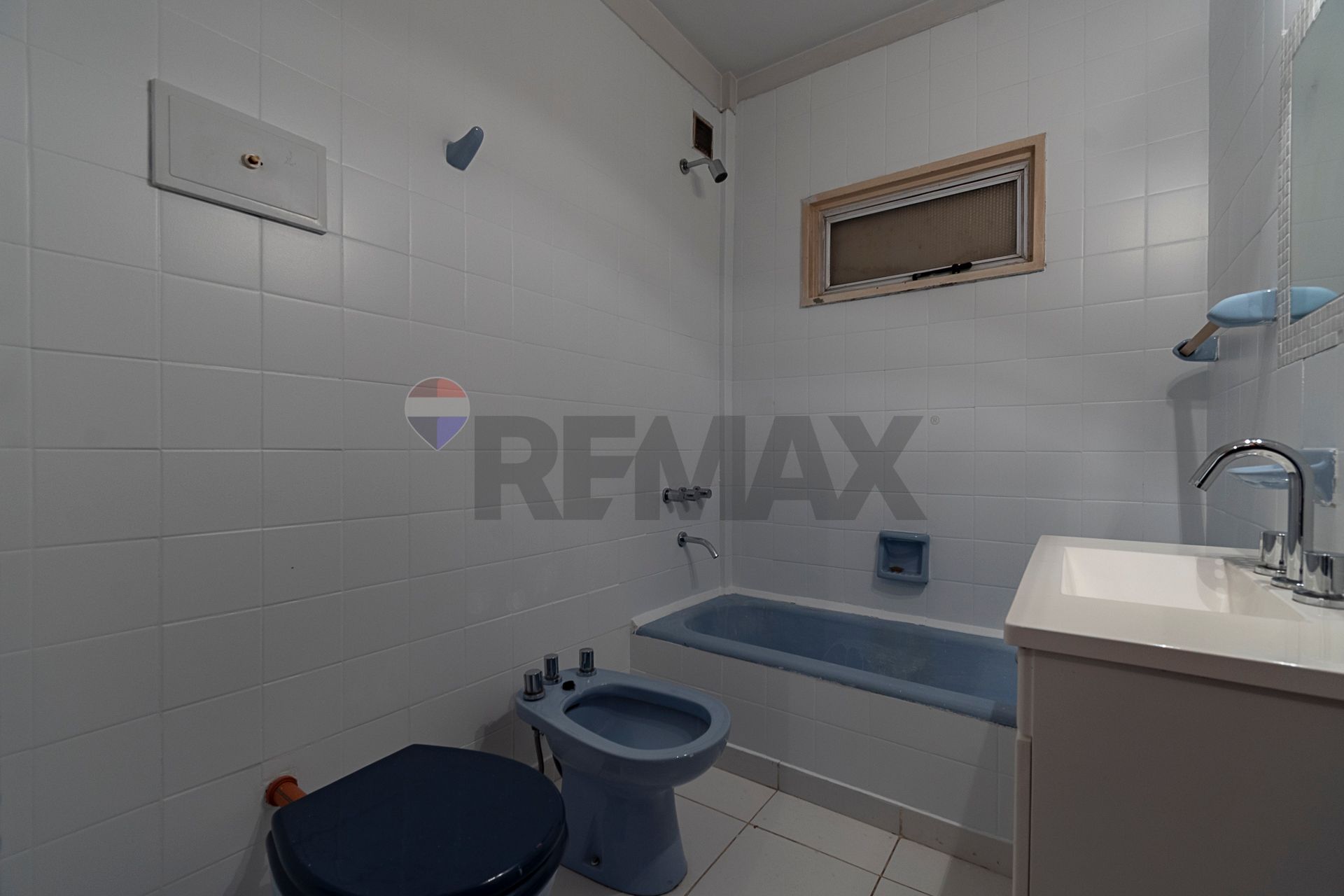 Venta departamento con balcón 4 amb. en Olivos
