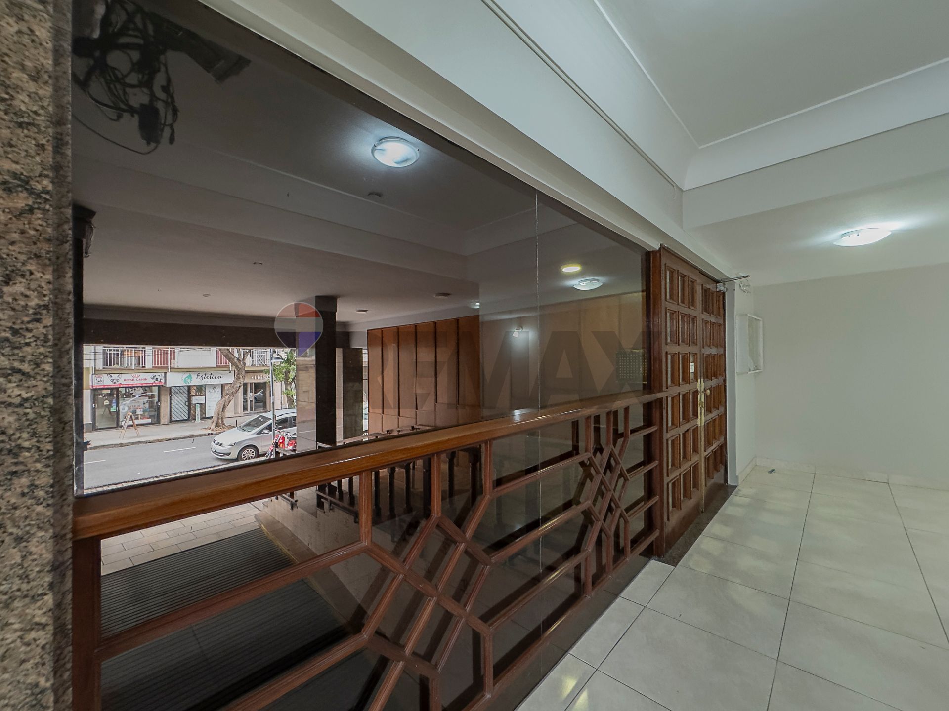 Venta departamento con balcón 4 amb. en Olivos