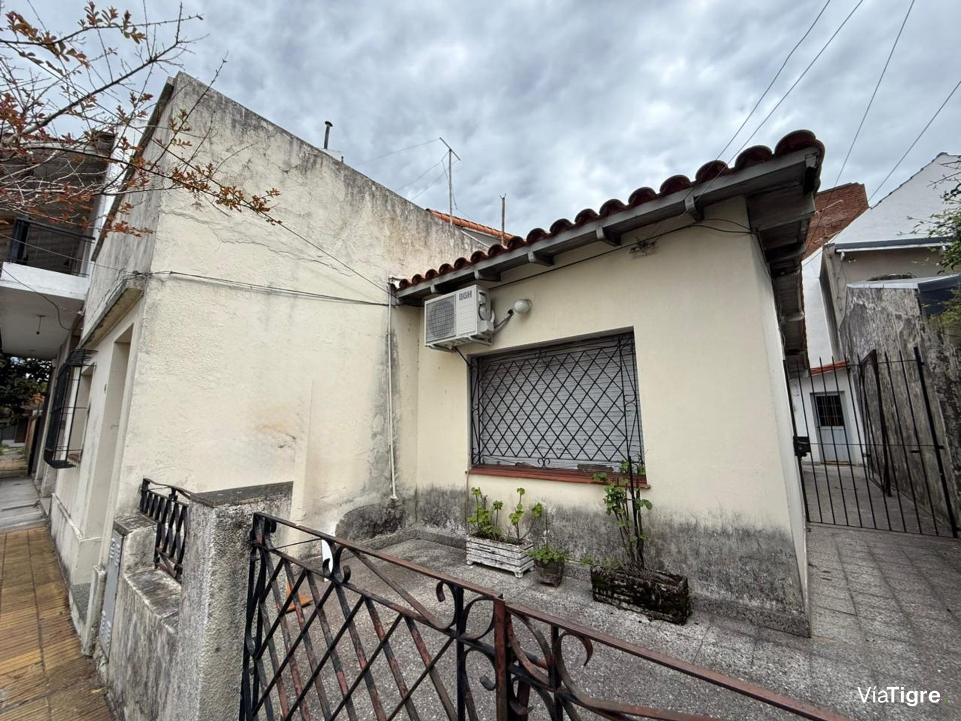 Venta De Casa 4 Ambientes En Lote Propio - Olivos