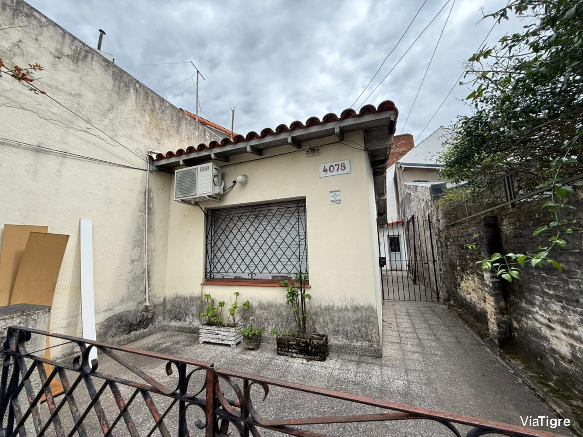 Venta De Casa 4 Ambientes En Lote Propio - Olivos