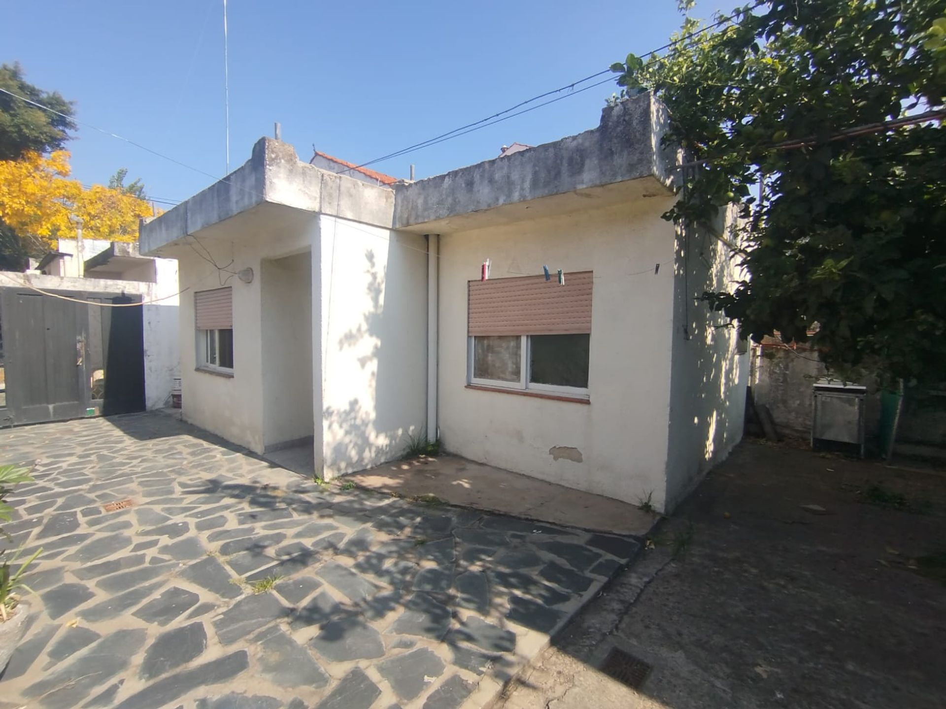 Venta Lote Con 3 Casas A Refaccionar Martinez