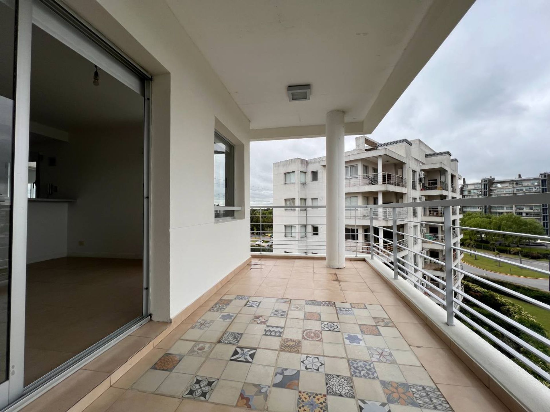 Apartment For Sale 2-Bedroom Balcony Nordelta