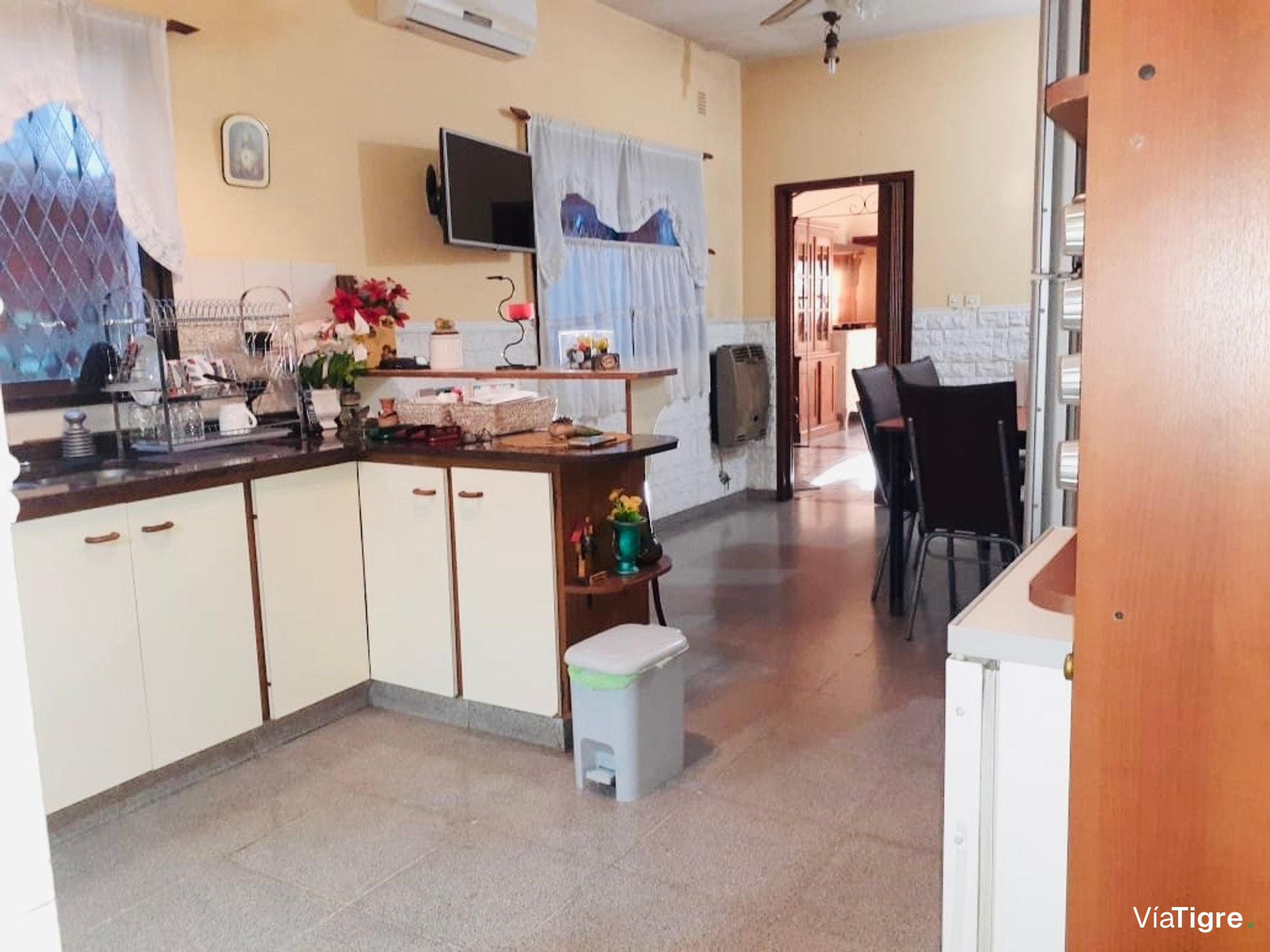 Duplex Con Jardin, Pileta Y Cochera Cubierta