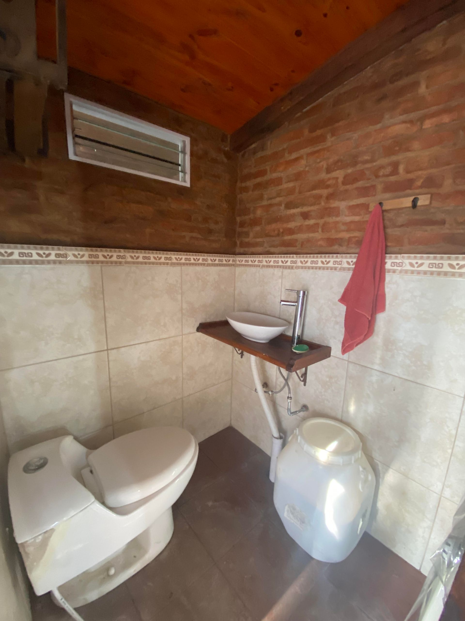 Venta dos casas lote 10 x 45 !