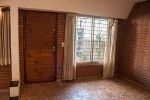 Venta Casa 4 Ambientes Con Lote De 299Mts2