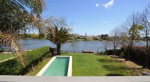 Sale 4-Bedroom House Santa Maria de Tigre on the Lake